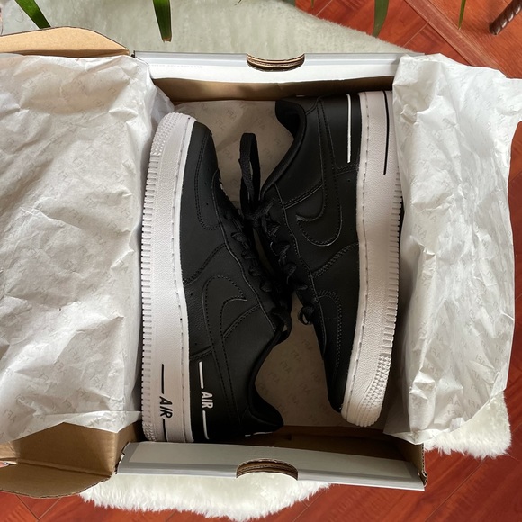 ‼️SOLD‼️ Nike Air Force 1 LV8 3 - Black, Black, White - Picture 12 of 14